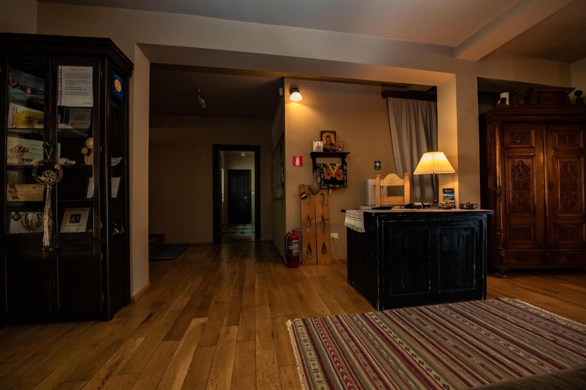 ואמה Bucovina Lodge Pension מראה חיצוני תמונה